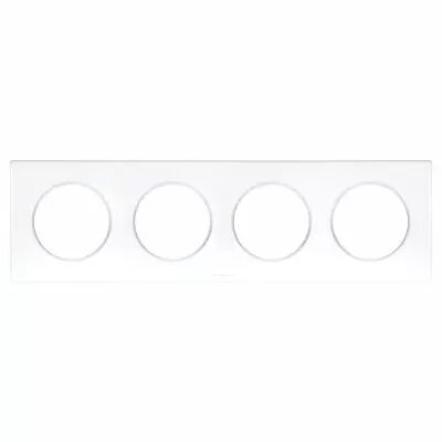 Plaque blanche SQUARE 4 postes Entraxe 71mm (60299)