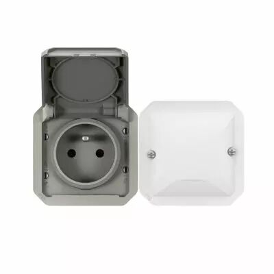 Prise de courant connect�e Plexo with Netatmo 2 postes gris (069872L)
