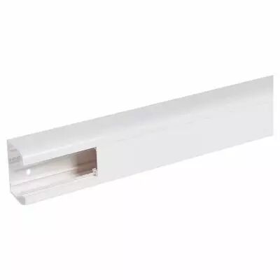 goulotte 1 compartiment � clippage direct mosaic 50x80mm longueur 2,5m - blanc (011020)