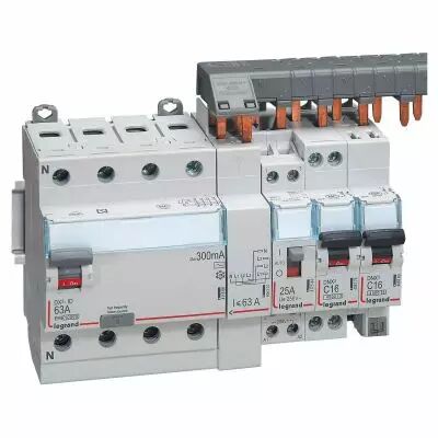 peigne d'alimentation 4p t�te de groupe hx� horizontal optimis� - 12 modules (405201)