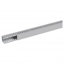goulotte segma 40mmx40mm - pas de 6mm à 6,5mm - 1 couvercle - longueur 2m - pvc (21155)