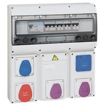 Coffret 5 prises P17 - IP44 - avec disj + inter diff + transfo 150 VA (058922)