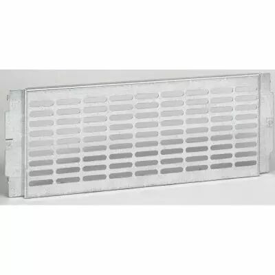 Platine universelle perfor�e - pour coffrets et armoires XL� 400 - H 200 mm (020241)