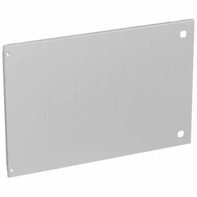 Plastron m�tal XL� 800/4000 - � vis - 1 � 3 DPX 250/630 - vert - H 400 - 36 mod (020970)
