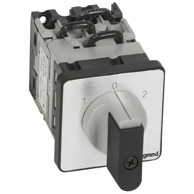 Commutateur - inverseur avec arr�t 45� - PR 12 - 3P - 6 contacts - fixation vis (027432)