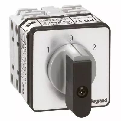 Commutateur - inverseur avec arr�t 45� - PR 17 - 2P - 4 contacts - fixation vis (027436)
