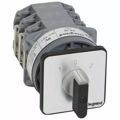 Commutateur - inverseur avec arr�t 45� - PR 40 - 3P - 6 contacts - fixation vis (027452)