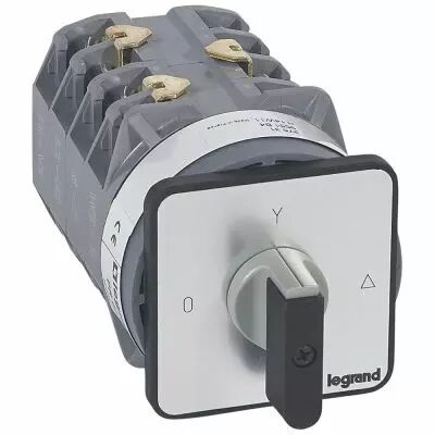 Commutateur moteur 3P - d�marreur 1 vitesse - PR 63 - 8 contacts - fix vis (027531)