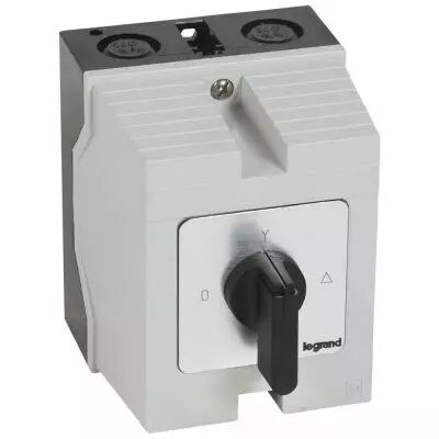 Commutateur moteur triphas� - d�marreur 1 vitesse - PR 12 - 8 contacts - bo�tier (027771)
