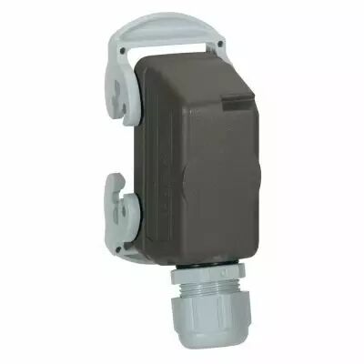 Connect multip�les Hypra - 16 A - 500 V - 16P+T - capot m�le avec verrouillage (053132)