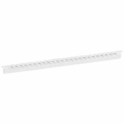 R�glette M�mocab - l 2,3 mm - �criture noire sur fond blanc - lettre majuscule F (037831)