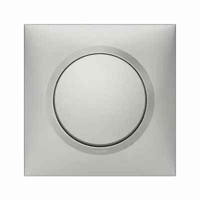 Interrupteur ou va-et-vient dooxie 10AX 250V~ avec plaque carr�e alu et griffes (095030)