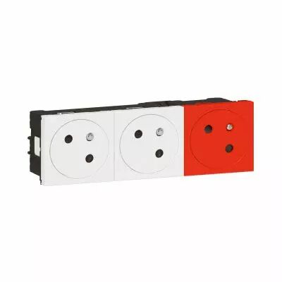 Triple prises Surface Mosaic Link pr�mont�es 2 prises blanches + 1 prise rouge (077190L)