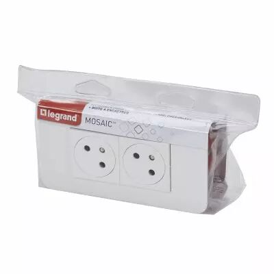 2x2P+T Surface Mosaic Link � 45� pr�c�bl�e + plaque + boite � encastrer - blanc (200070)