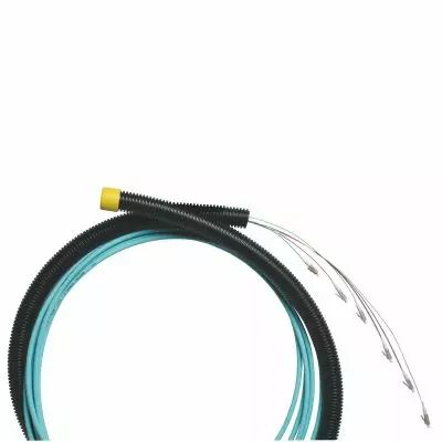 Lien pr�connectoris� fibre LCS� OM3 structure serr�e 6SC-6SC longueur 90m�tres (132009)