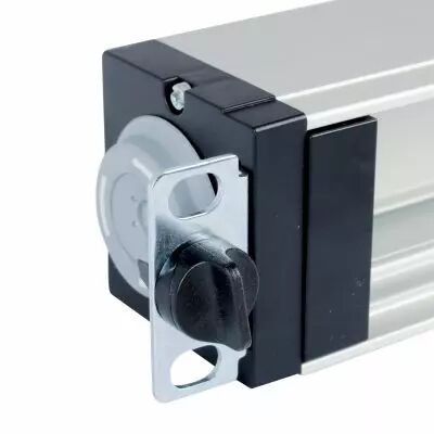 PDU 10pouces 1U 8 modules LCS� � fixation sans vis � �quiper (646898)