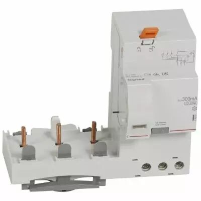 Bloc diff adapt DX� - � vis - 3P - 400 V~ - 63 A - type Hpi - 300 mA (410608)