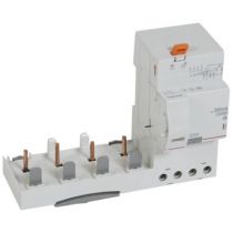 Bloc diff adapt DX³ - à vis - 4P - 400 V~ - 63 A - type HPI - 300 mA (410640)