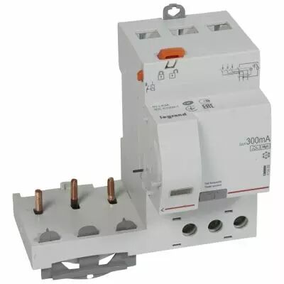 Bloc diff adapt DX�-vis-3P-400 V~-63 A-type Hpi-300 mA-Disjoncteur 1 mod/p�le (410489)