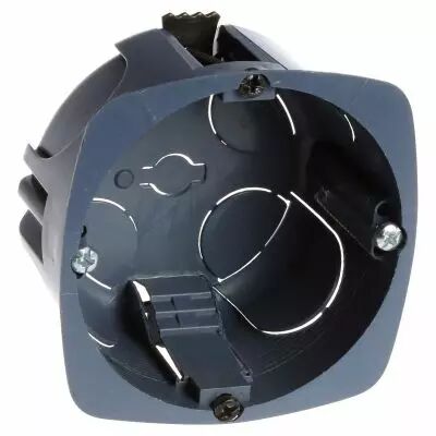 Boite multi-mat�riaux d67 p40 (52051)