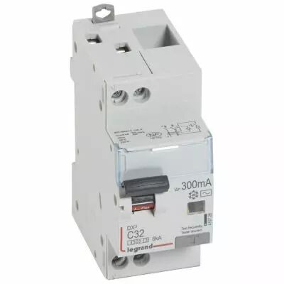 Disjoncteur diff DX� 4500 - vis/vis -U+N 230V~ 32A -typeAC - 300mA - 6kA -courbe C - 2M (410728)