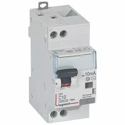 Disjoncteur diff DX� 6000 -vis/vis- U+N 230V~- 10 A -type AC 10 mA -10 kA courbe C - 2M (410778)
