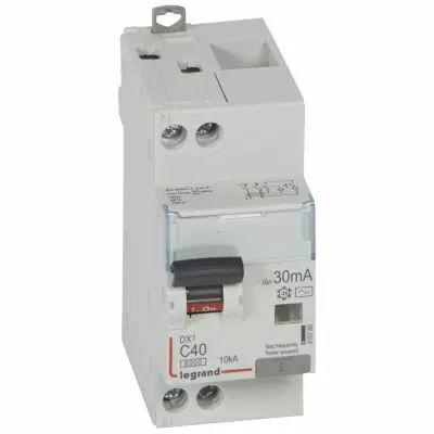 Disjoncteur diff DX� 6000 -vis/vis-U+N 230V~- 40 A - type AC 30 mA-10 kA courbe C - 2M (410789)