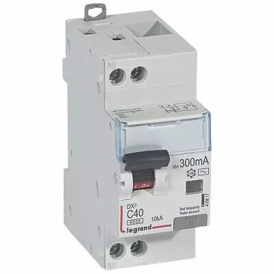 Disjoncteur diff DX� 6000 -vis/vis-U+N 230V~- 40A - type AC 300 mA-10 kA courbe C - 2M (410817)