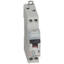 Disjoncteur DNX³ 4500 - vis/vis - U+N 230V~ 10A - 4,5kA - courbe D - 1 mod (406801)