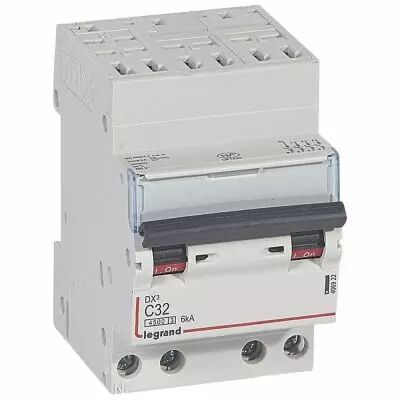 Disjoncteur DX� 4500 - auto/vis - 4P - 400 V~ - 32A - 6kA - courbe C - 3M (406922)