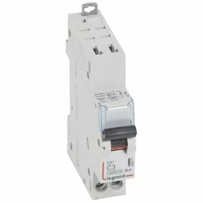 Disjoncteur DX� 4500 - auto/vis - U+N 230V~ 3A - 6kA - courbe C - 1 mod (406877)
