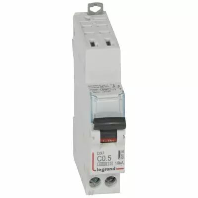 Disjoncteur DX� 6000 - auto/vis - U+N - 230V~ - 0,5 A -10 kA - courbe C - 1M (407705)