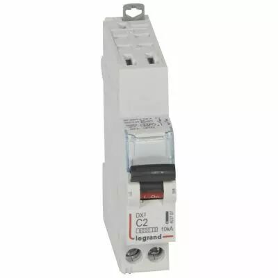 Disjoncteur DX� 6000 - auto/vis - U+N - 230V~ - 2 A - 10 kA - courbe C - 1M (407707)