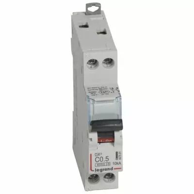 Disjoncteur DX� 6000 - vis/vis - U+N - 230V~ - 0,5 A -10 kA - courbe C - 1M (407691)