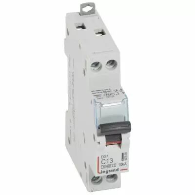 Disjoncteur DX� 6000 - vis/vis - U+N - 230V~ - 13 A - 10 kA - courbe C - 1M (407699)