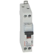 Disjoncteur DX³ 6000 - vis/vis - U+N - 230V~ - 4 A - 10 kA - courbe C - 1M (407695)