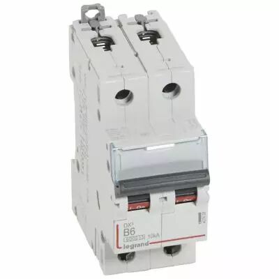 Disjoncteur DX� 6000 -vis/vis- 2P-230/400V~ -6A-10kA - courbe B-peigne HX� trad 2P- 2M (407492)