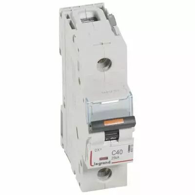 Disjoncteur DX�-vis/vis-1P-230/400V~-40A-25kA-courbe C - 1,5M (409759)