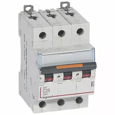 Disjoncteur DX�-vis/vis-3P-400V~-25A-25kA-courbe C - 3M (409783)