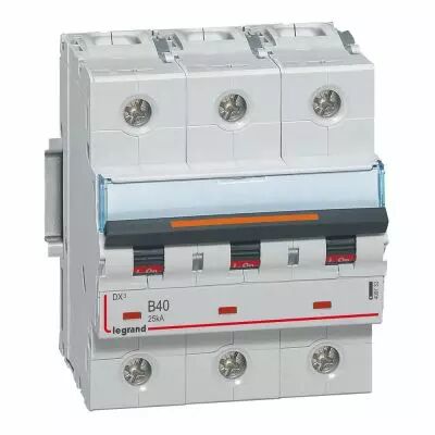 Disjoncteur DX�-vis/vis-3P-400V~-40A-25kA-courbe B - 4,5M (409733)