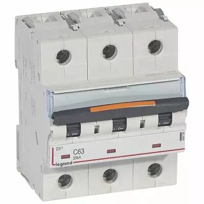 Disjoncteur DX�-vis/vis-3P-400V~-63A-25kA-courbe C - 4,5M (409787)
