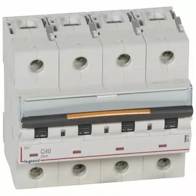 Disjoncteur DX�-vis/vis-4P-400V~-40A-25kA-courbe C - 6M (409798)