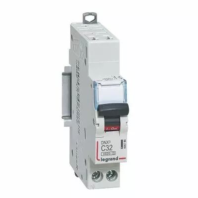 Disjoncteur Legrand 32A auto U+N - 4,5kA - courbe C (406786)