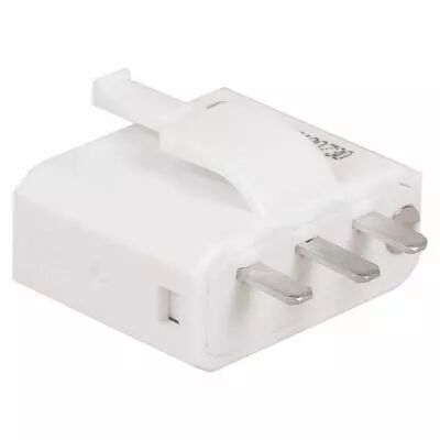 Fiche DCL 2P+T 6A/250V (61017)