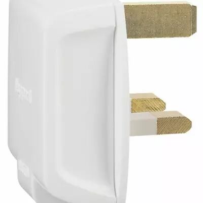 Fiche standard britannique - 2P+T - 250 V~ - �quip�e fusible 13 A (050326)