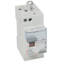 Inter diff DX³-ID - vis/auto - 2P - 230V~ - 40A -type Hpi- 30mA -départ haut- 2M (411644)