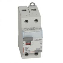 Inter diff DX³-ID - vis/vis - 2P- 230V~-63A - type AC - 300mA - départ bas - 2M (411526)