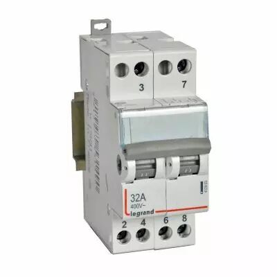 Interrupteur-inverseur modulaire double va-et-vient � point milieu 250V~ - 2 modules (412903)