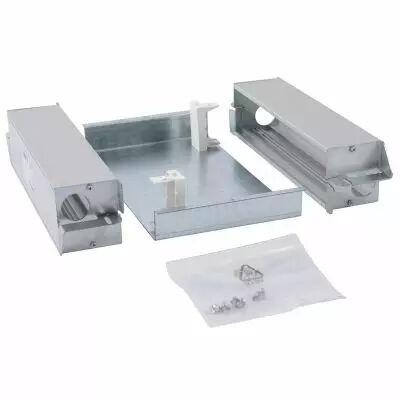 Kit de 2 supports verticaux 8 modules pour m�canismes Mosaic dans r�f�rences 689622 , 689623 et 088056 (689657)
