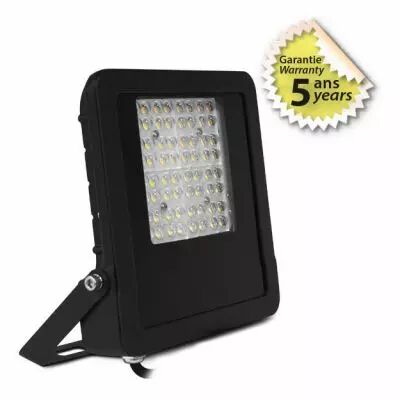 lumos asym projecteur asym 50w 3000k 40�x90� plat noir ip65 5ans (100452)